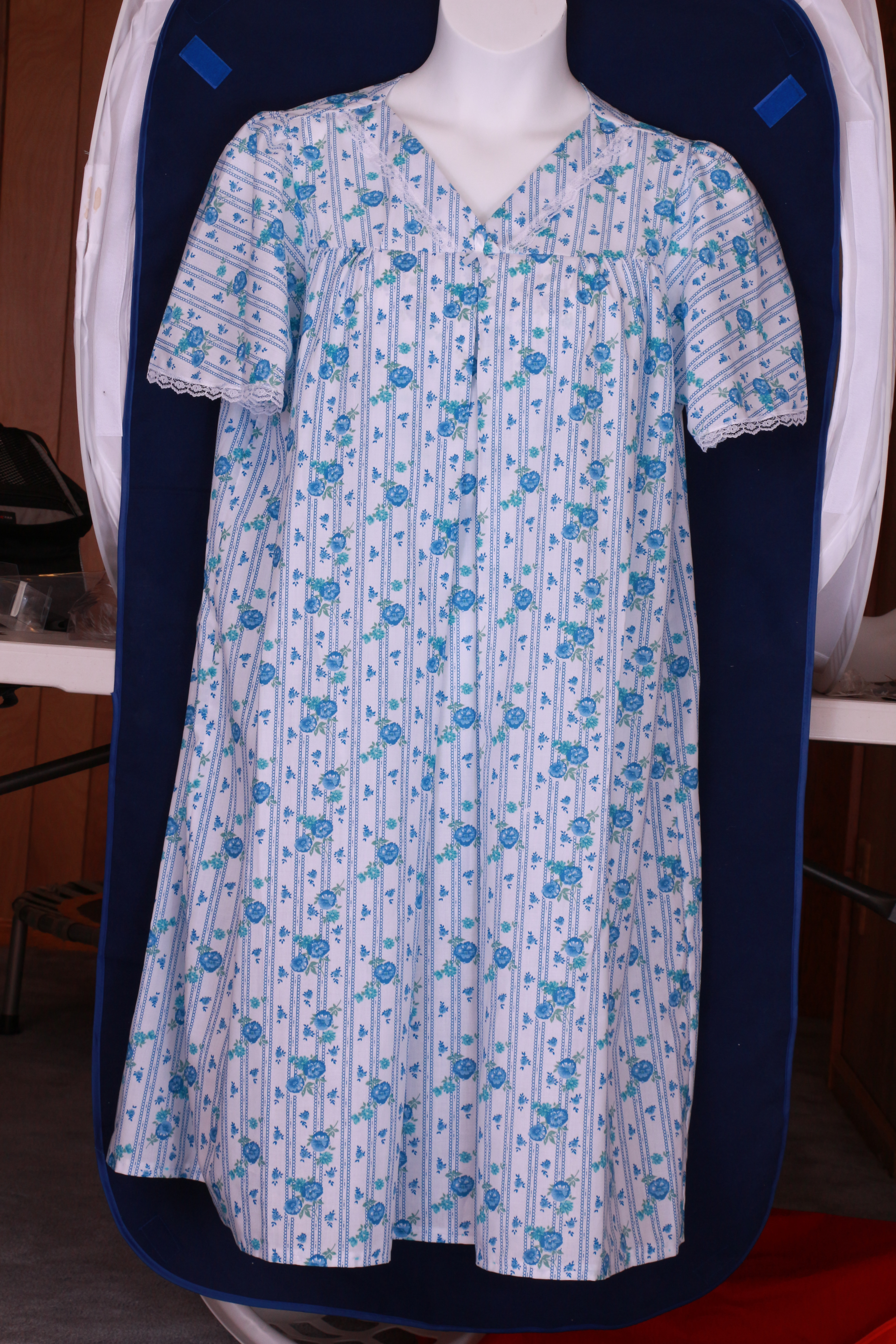 Picture of Nursing Gown